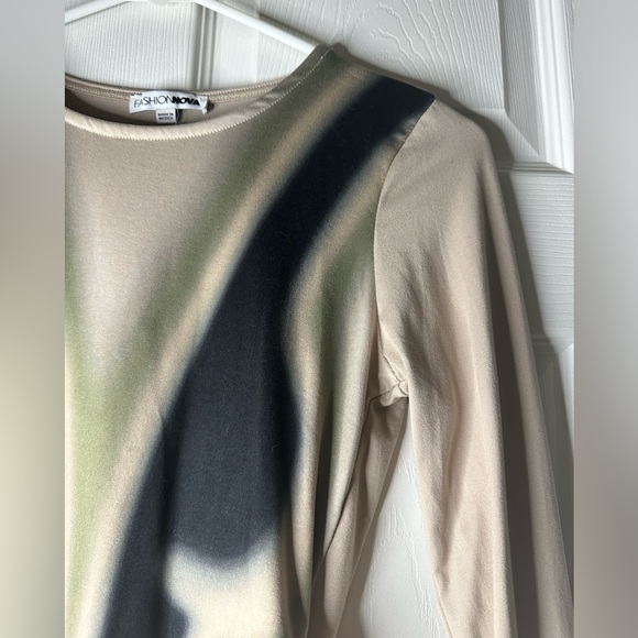 Bodycon long sleeve / Fashion Nova - Picture 4 of 8